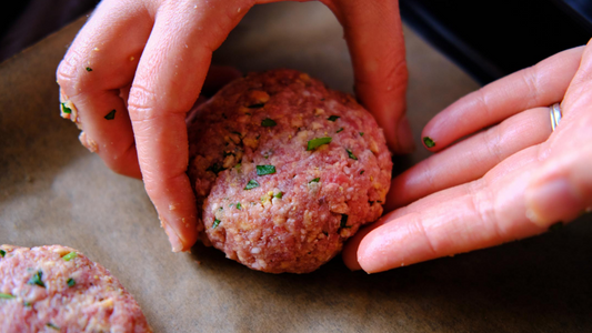 burger meat preparation